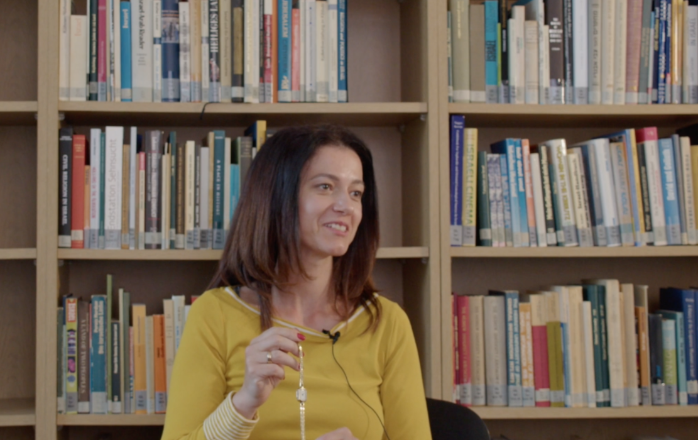 Foto von Julia Camargo aus dem Gespräch