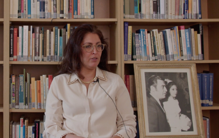 Foto von Mona Nasirzadeh aus dem Gespräch